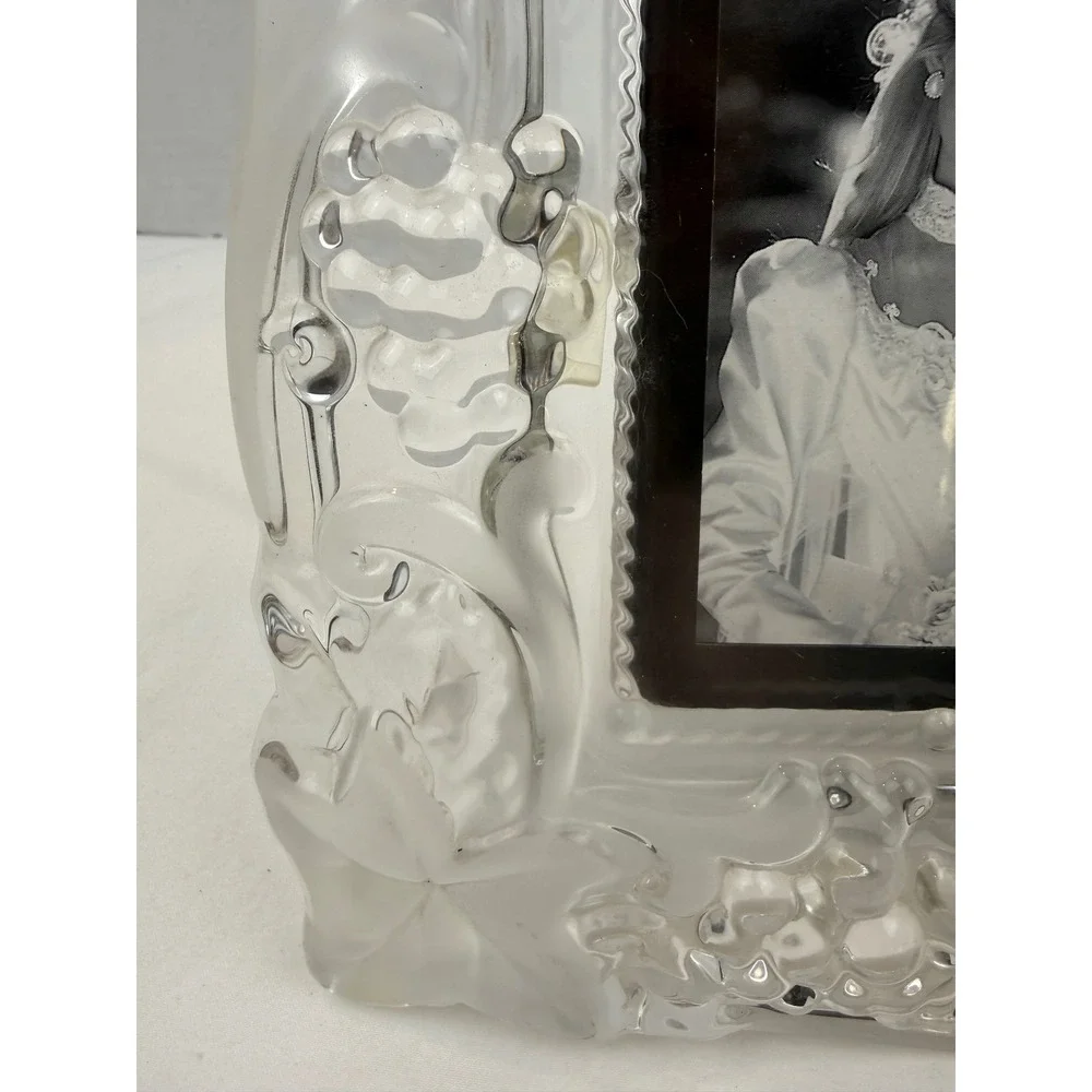 Vintage Frosted Glass Double Picture Frame Floral Relief Wedding Decor 11.5x9